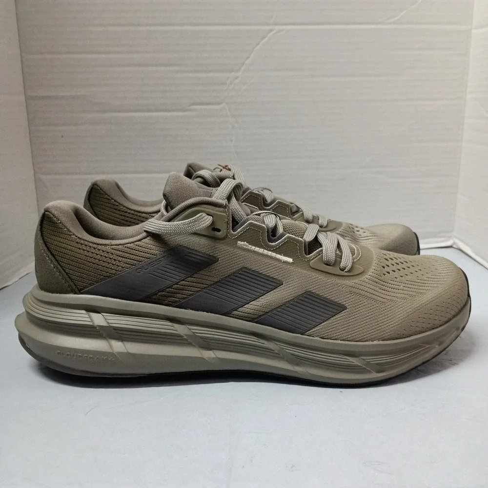 Adidas Questar 3 Men's Athletic Running Shoes Olive Green Size‎ 11.5 IE8182